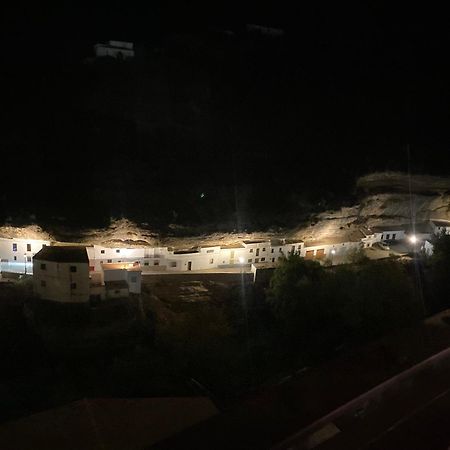 Casa Rural Bajo La Alcazaba Setenil De Las Bodegas Экстерьер фото